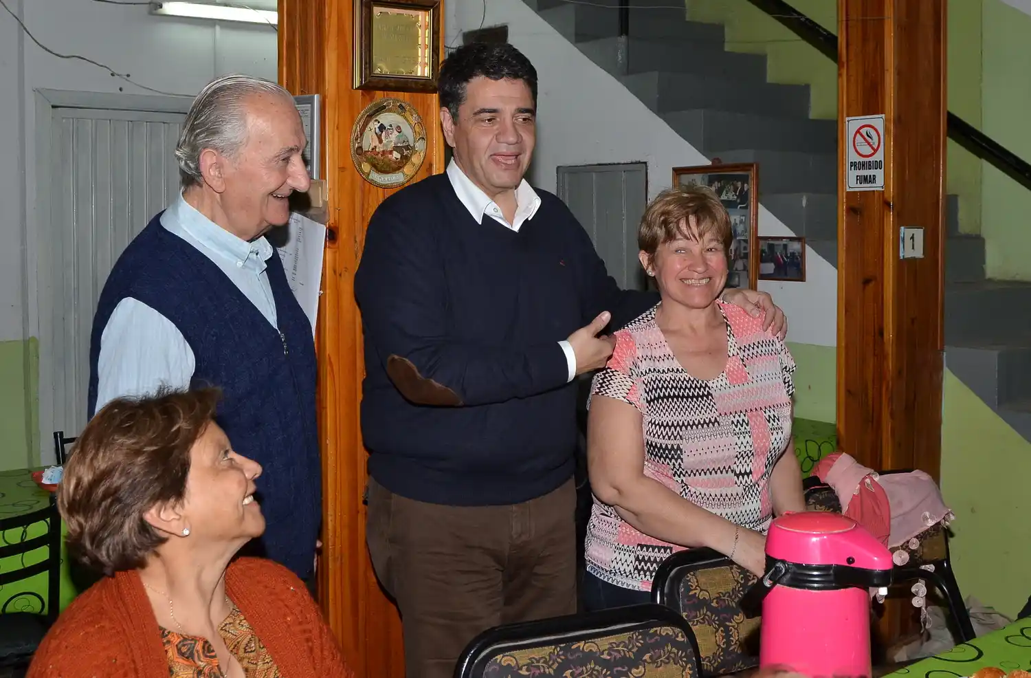 Jorge Macri visitó un centro de jubilados en Tigre