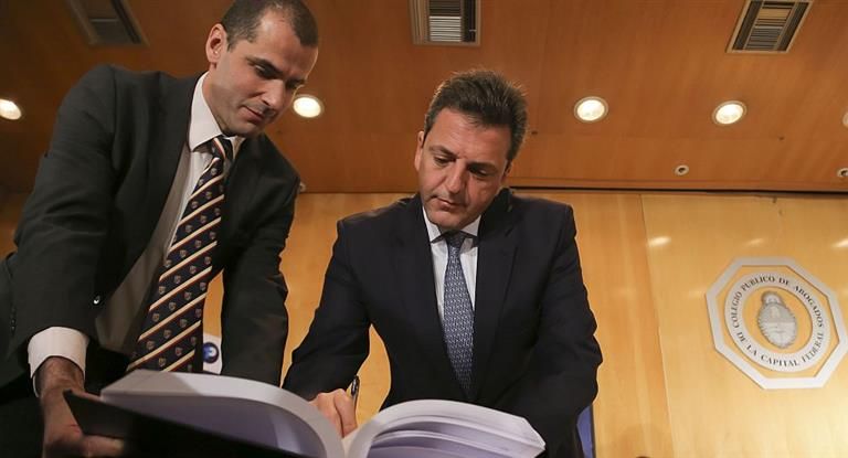 Massa pedirá la eliminación de fueros a sus legisladores en una sesión especial de diputados