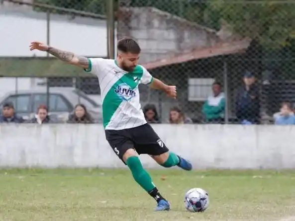 Martín Erramundegui, el autor del único gol de Pueblo Nuevo como local hasta el momento (crédito: IG Gol Entra).