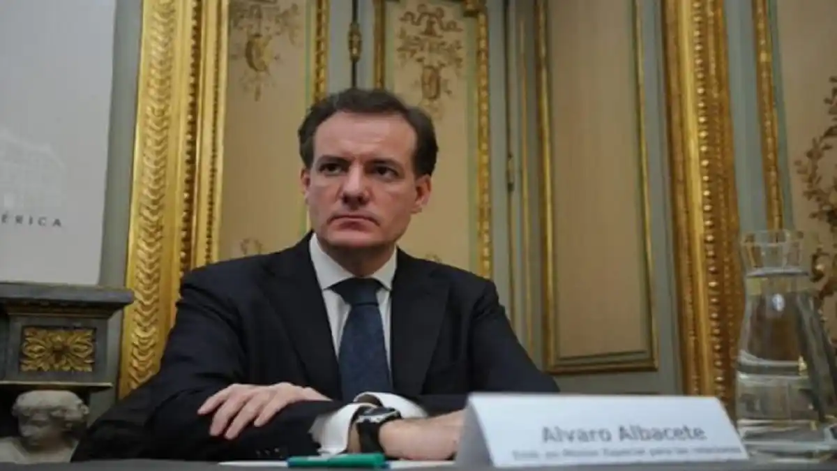 España sustituye al embajador en Caracas: Álvaro Albacete sustituye a Ramón Santos