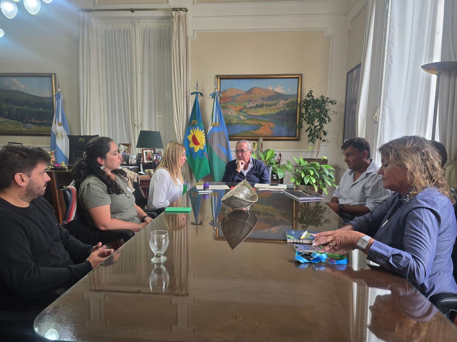 Se renovó el convenio que fortalece la fiscalización del uso de fitosanitarios