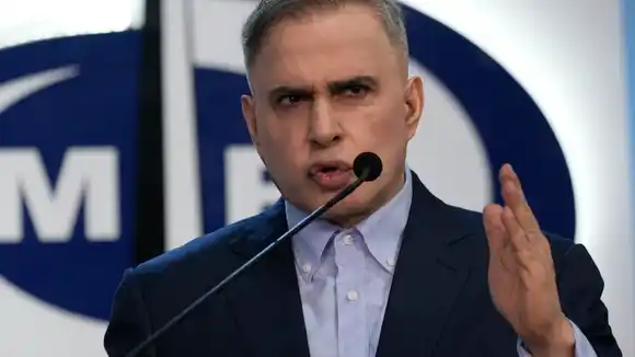 Tarek William Saab le responde a Patricia Bullrich: LA ACUSA DE ACTUAR AL MARGEN DE LA LEY (+ Comunicado)