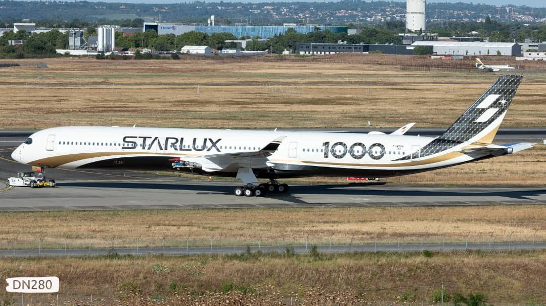 El primer Airbus A350-1000 de Starlux está siendo ensamblado