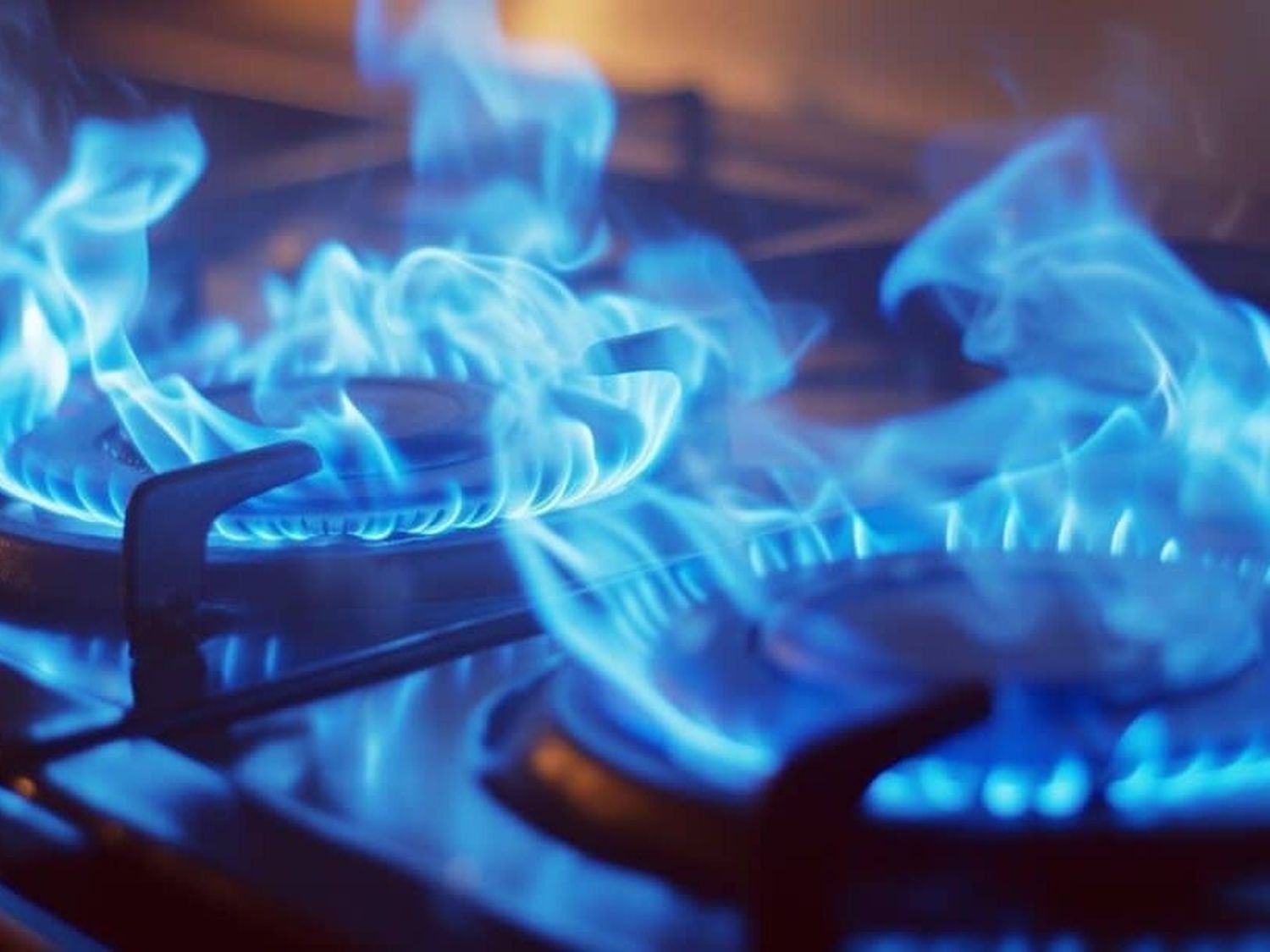 Ordenaron la interrupción del suministro de gas en industrias para que no falle el suministro en hogares