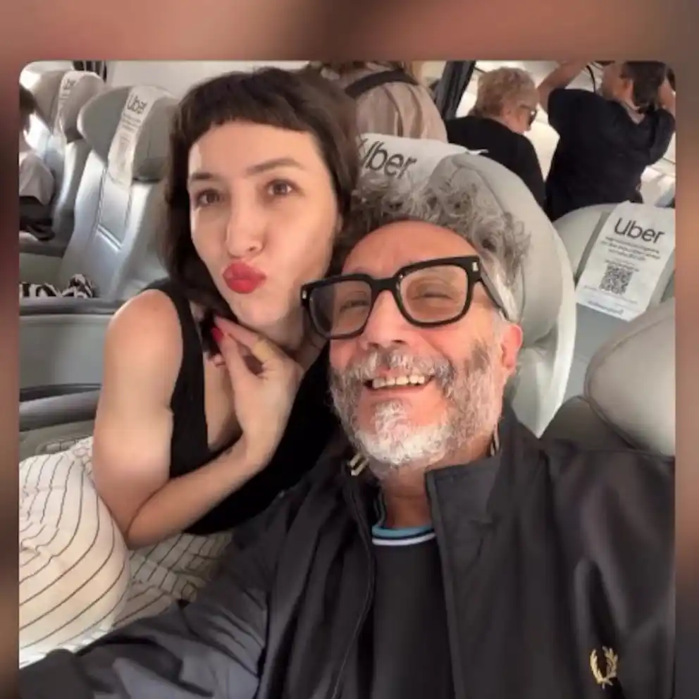 Además de la publicación en su feed, Fito Páez recurrió a sus historias de Instagram para dedicarle un mensaje de amor a Sofía Gala