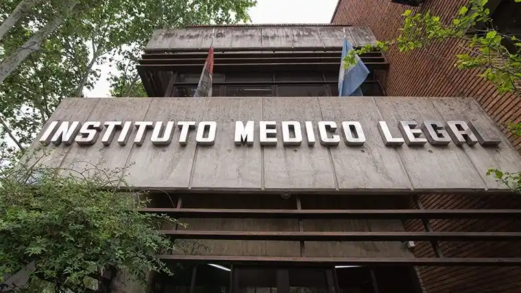 Rosario: Hallaron a un hombre de 47 años degollado en su casa