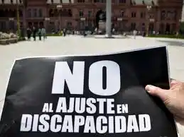 Contra la motosierra en discapacidad. Foto: Archivo.