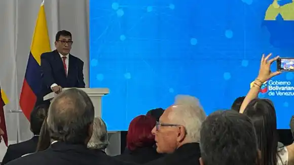 Embajador de Colombia reafirmó lazos de hermandad y rechazó sanciones contra Venezuela