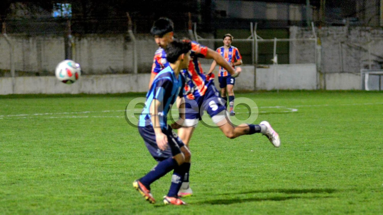Los dos hexagonales de la A ya tienen su fixture definido