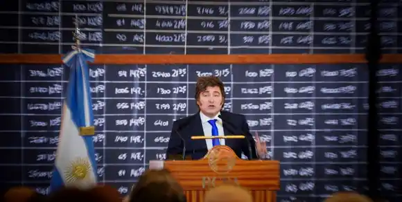 Javier Milei hablará por cadena nacional tras derrota en Diputados y los vetos a leyes clave