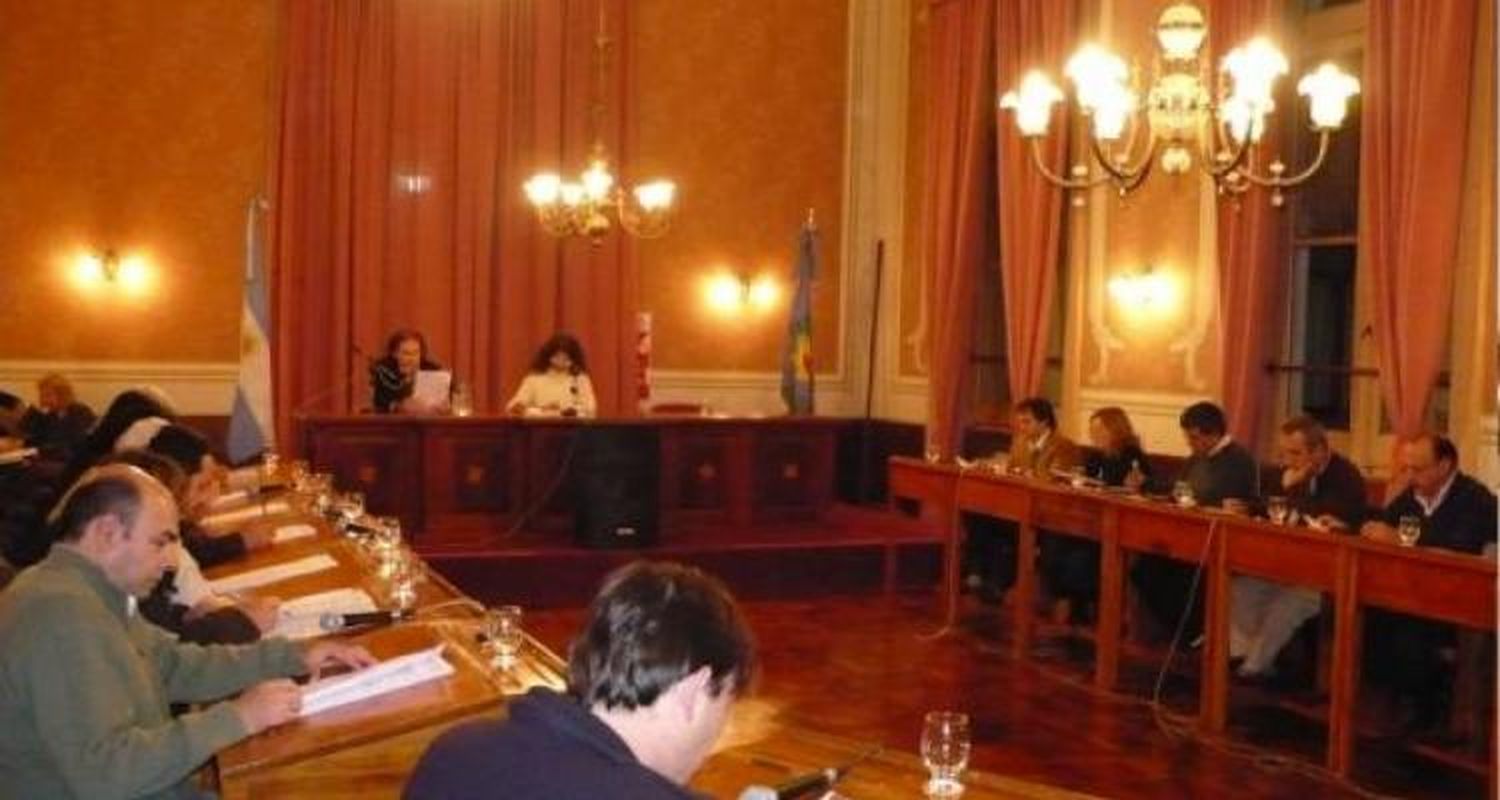 Breve sesión en el HCD