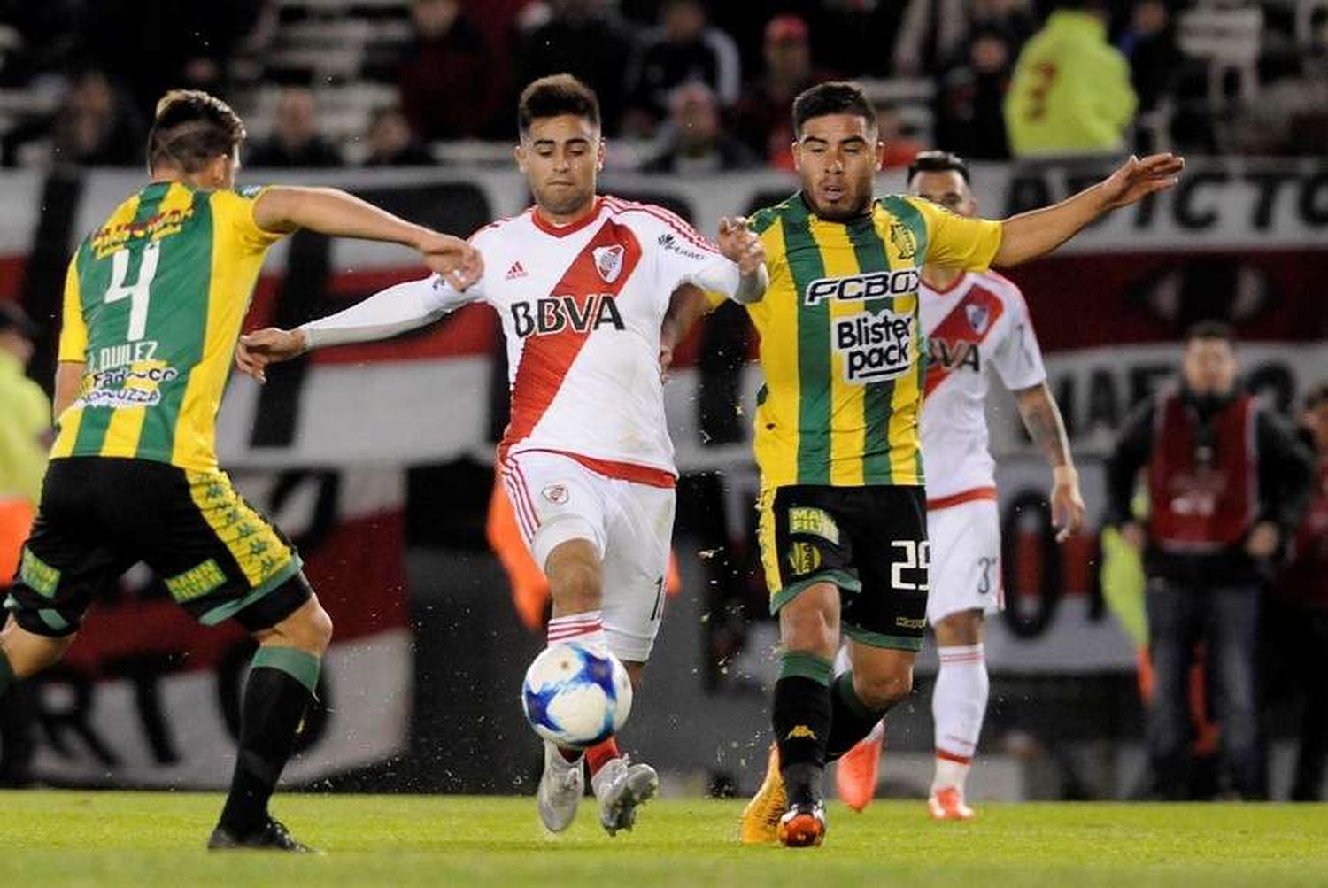 Aldosivi - River cambia de día y horario