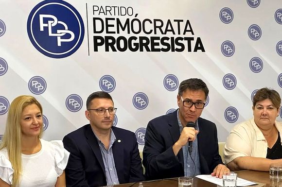 El PDP presentó su lista para las elecciones encabezada por Pablo Miassi