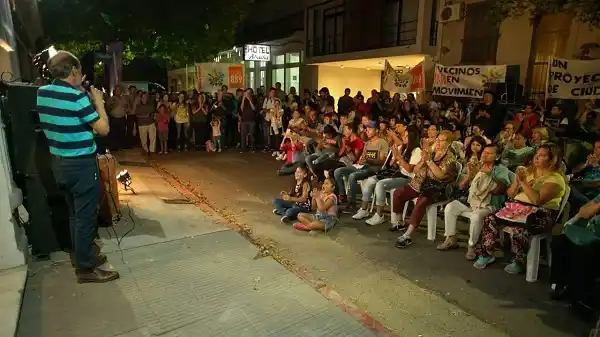 El Flaco Carrazza agradeció a los vecinos en su cierre de campaña