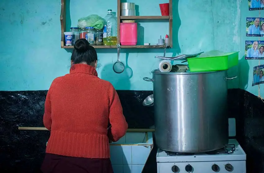 Según el padre Belay, por la crisis social tuvieron que abrir más comedores comunitarios