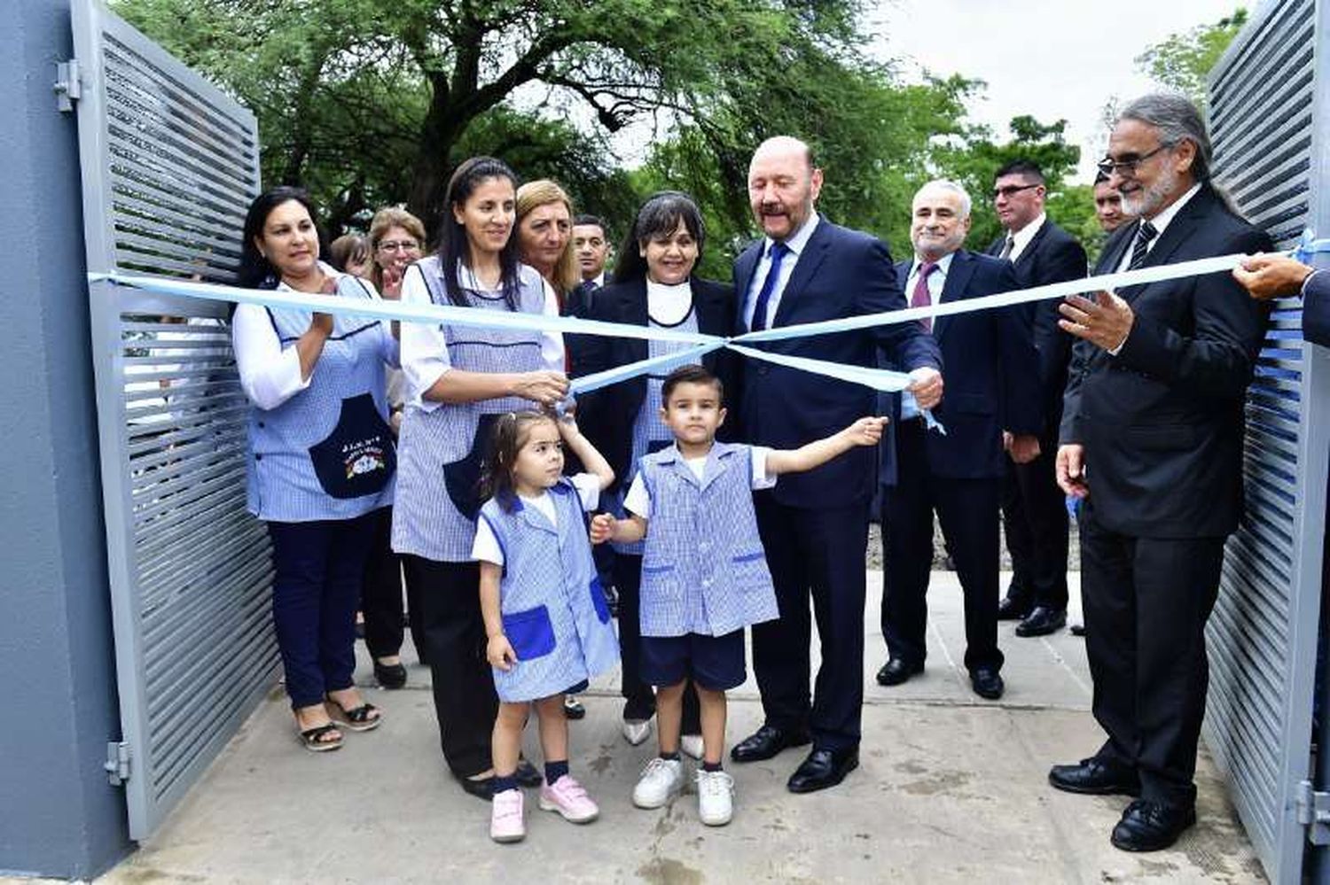 Nueva Pompeya: Insfrán inauguró 2 obras educativas