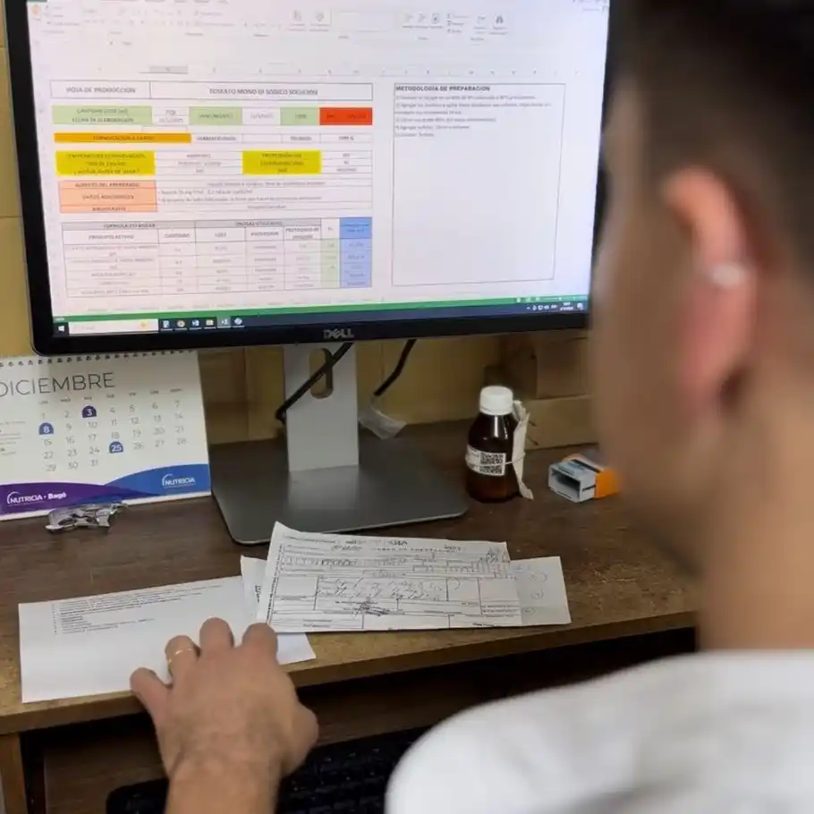 El logro aborda un desafío crítico en la Unidad de Cuidados Intensivos Neonatales: la estricta limitación del volumen de líquidos administrados.