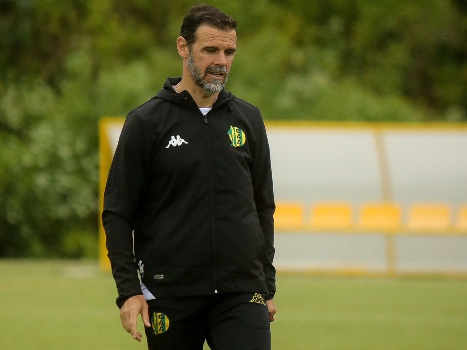 Yllana dejó de ser el técnico de Aldosivi