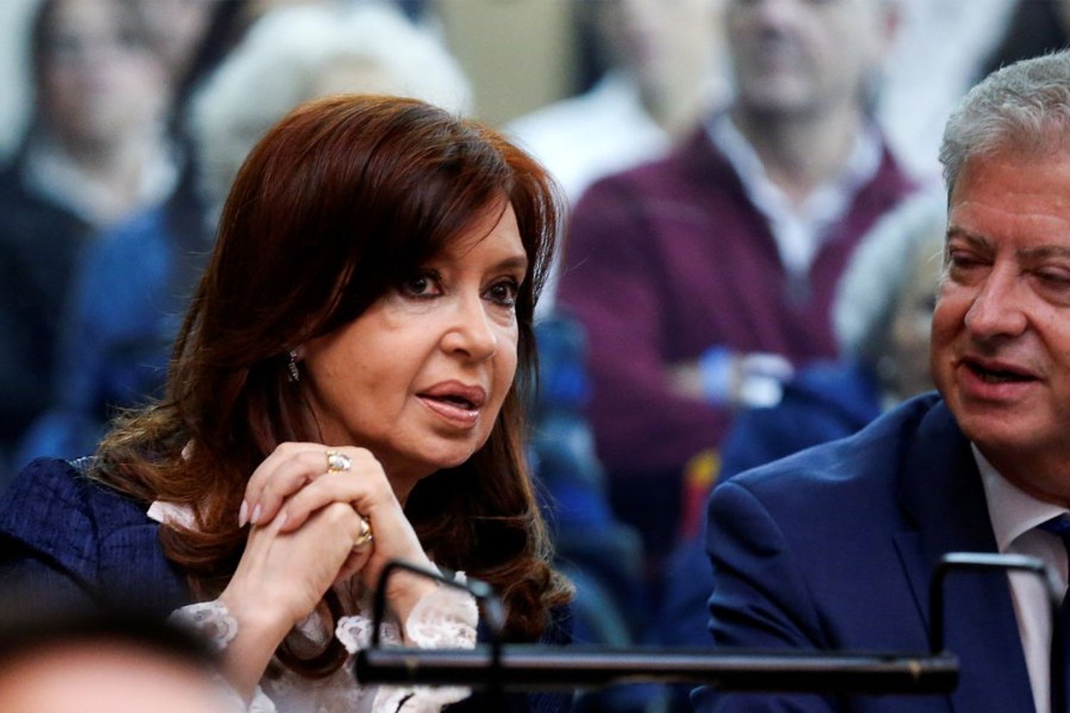 Cristina Kirchner fue condenada a 6 años de prisión e inhabilitación perpetua para ejercer cargos públicos