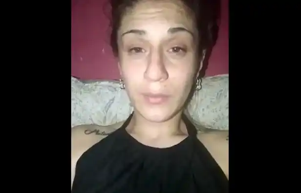 Intentaron violarla delante de su hijo que lloraba: lo arrojaron al río