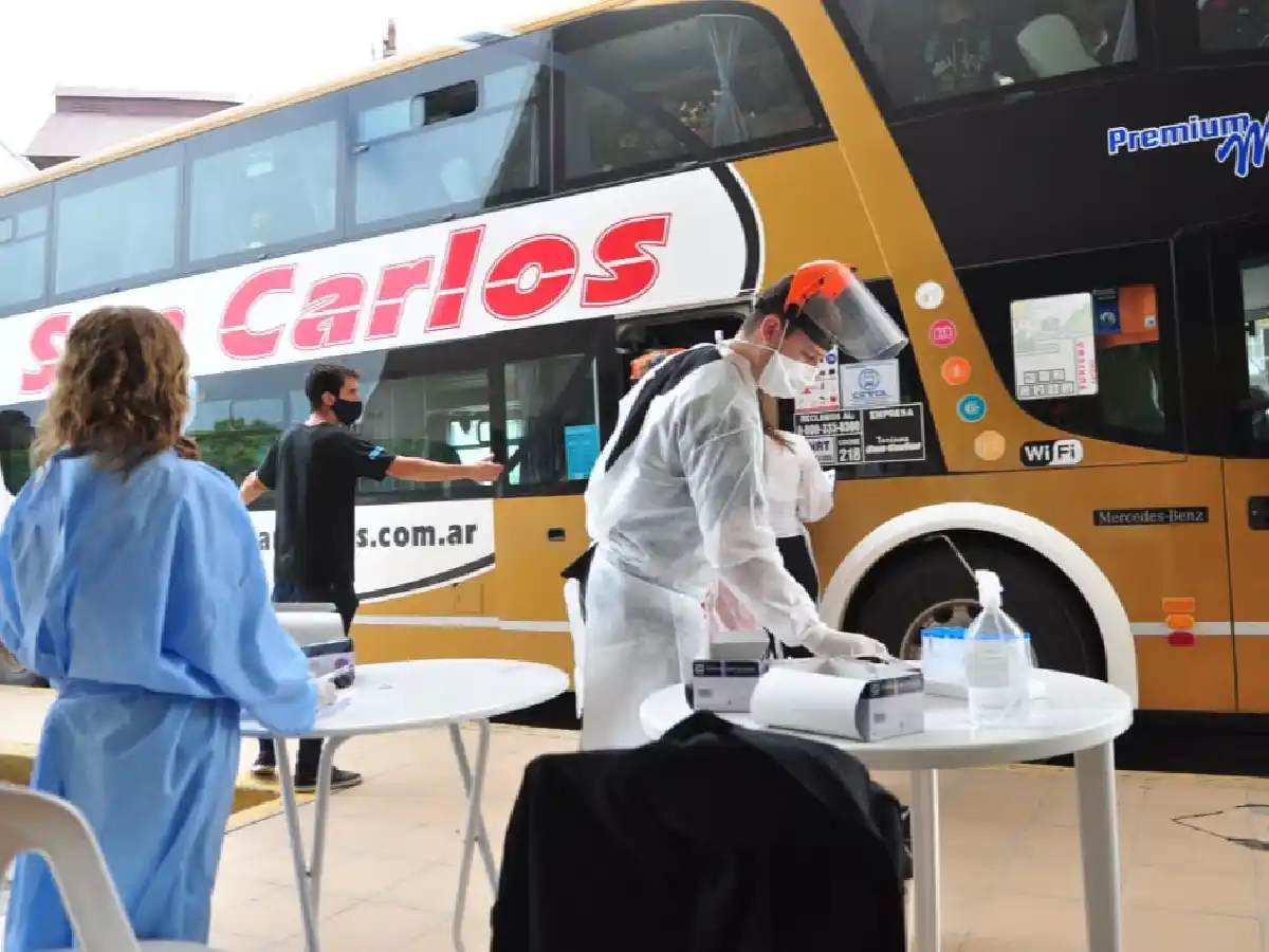 Se sostiene el descenso de casos de covid en San Francisco y hay alivio  