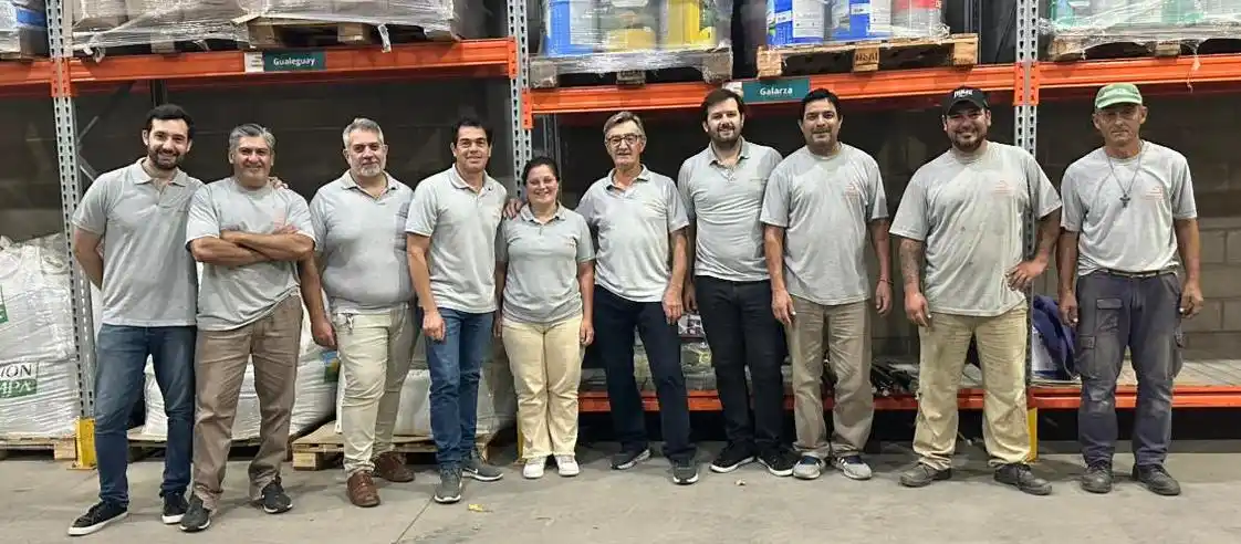 Parte de los empleaoods de la firma-