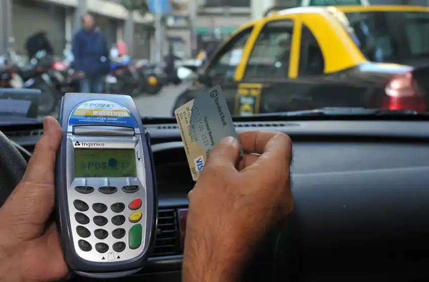 Piden eliminar el pago en efectivo en los taxis: «Se tienen que terminar los robos, la vida es irremplazable»