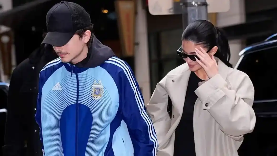 ¿Timothée Chalamet, fan de la Scaloneta?: el actor sorprendió con la indumentaria de la Selección Argentina