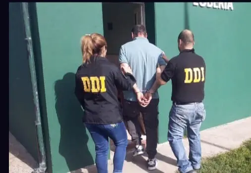 Está detenido, por abusos y corrupción de menores agravado