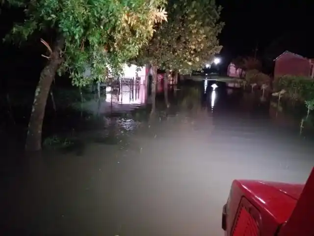 Bomberos debió intervenir por las fuertes precipitaciones