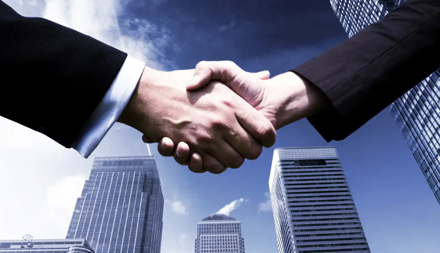 Cuatro ministros viajarán a Davos para atraer inversiones