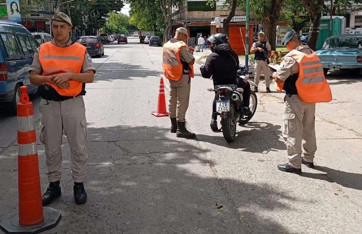 El operativo de Prefectura se realizó en la intersección de Chile y Alvarado.