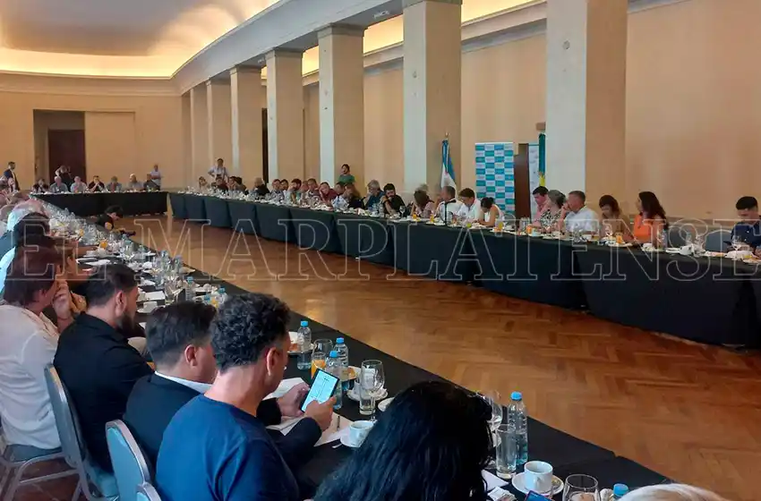 "Se vio al sector turístico preocupado por la actualidad de la temporada"