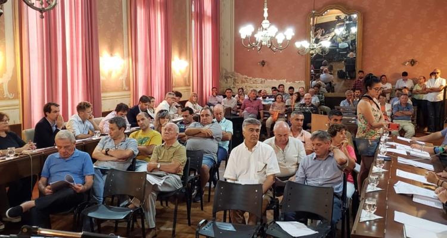 Aprobaron el aumento de tasas: cómo votaron los Mayores Contribuyentes y qué dijeron los que se opusieron