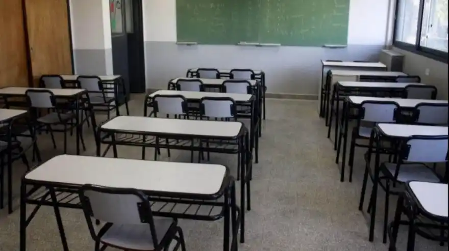 ¿Vuelve la presencialidad educativa?: Más de 20 comunas del interior mejoraron su situación epidemiológica