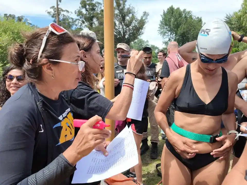 El campeonato de aguas abiertas llega a su definición