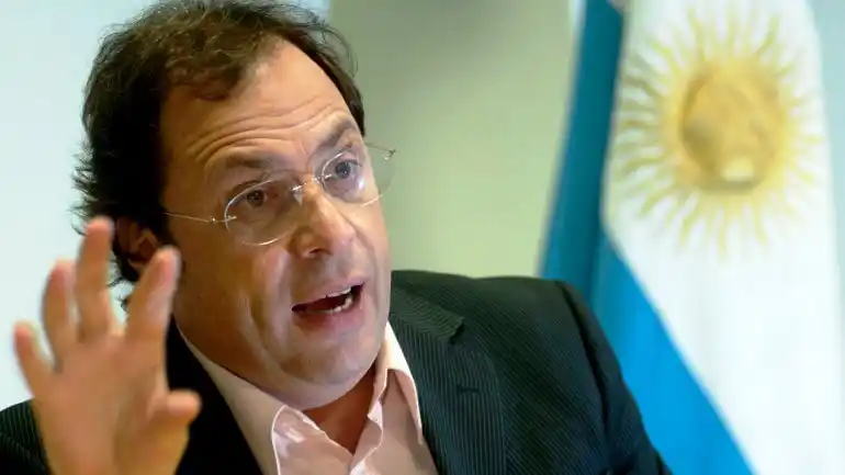 Giustozzi: "Hay funcionarios que piensan más en su futuro político que en cómo le va a la gente"