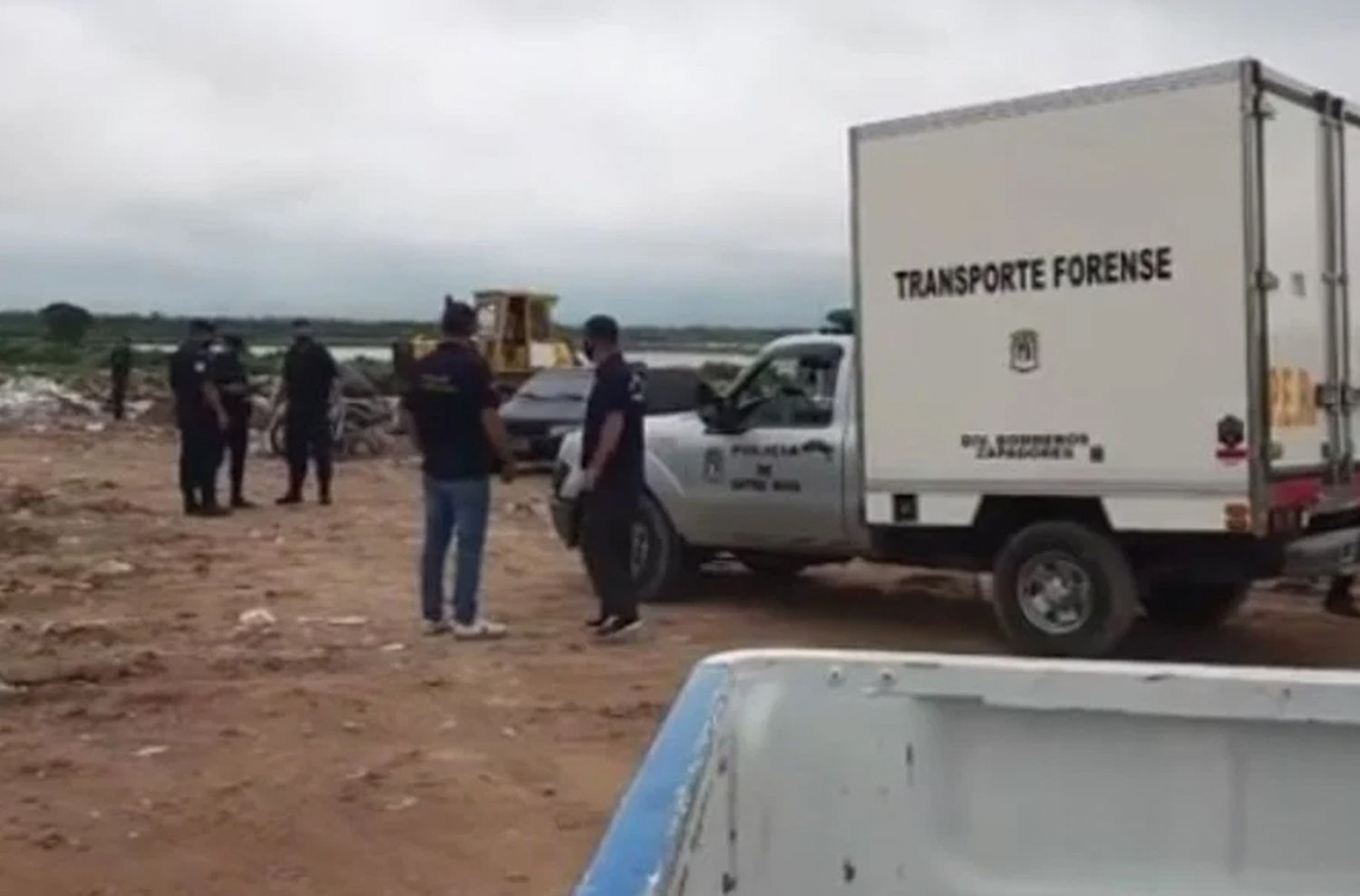 Entre Ríos: hallan el cadáver de un hombre en un auto incendiado y dos manos cortadas en Paraná
