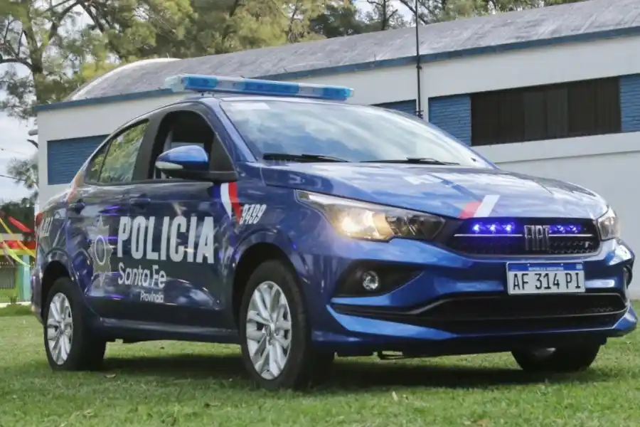 Insólito: pasadísimo de copas, se robó un patrullero de la Policía para volver a casa