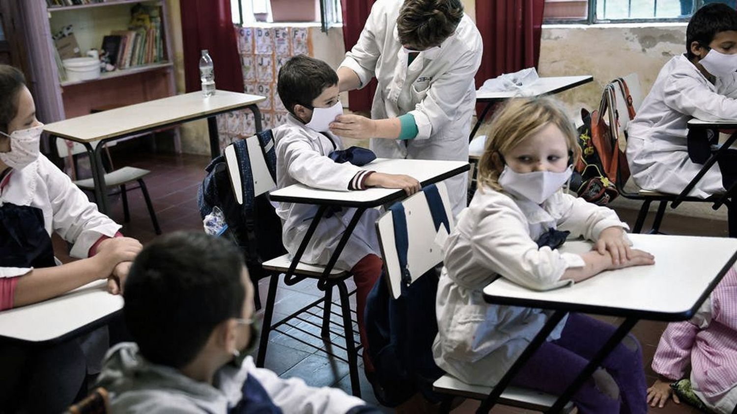 Uruguay vuelve a las clases presenciales en tres etapas