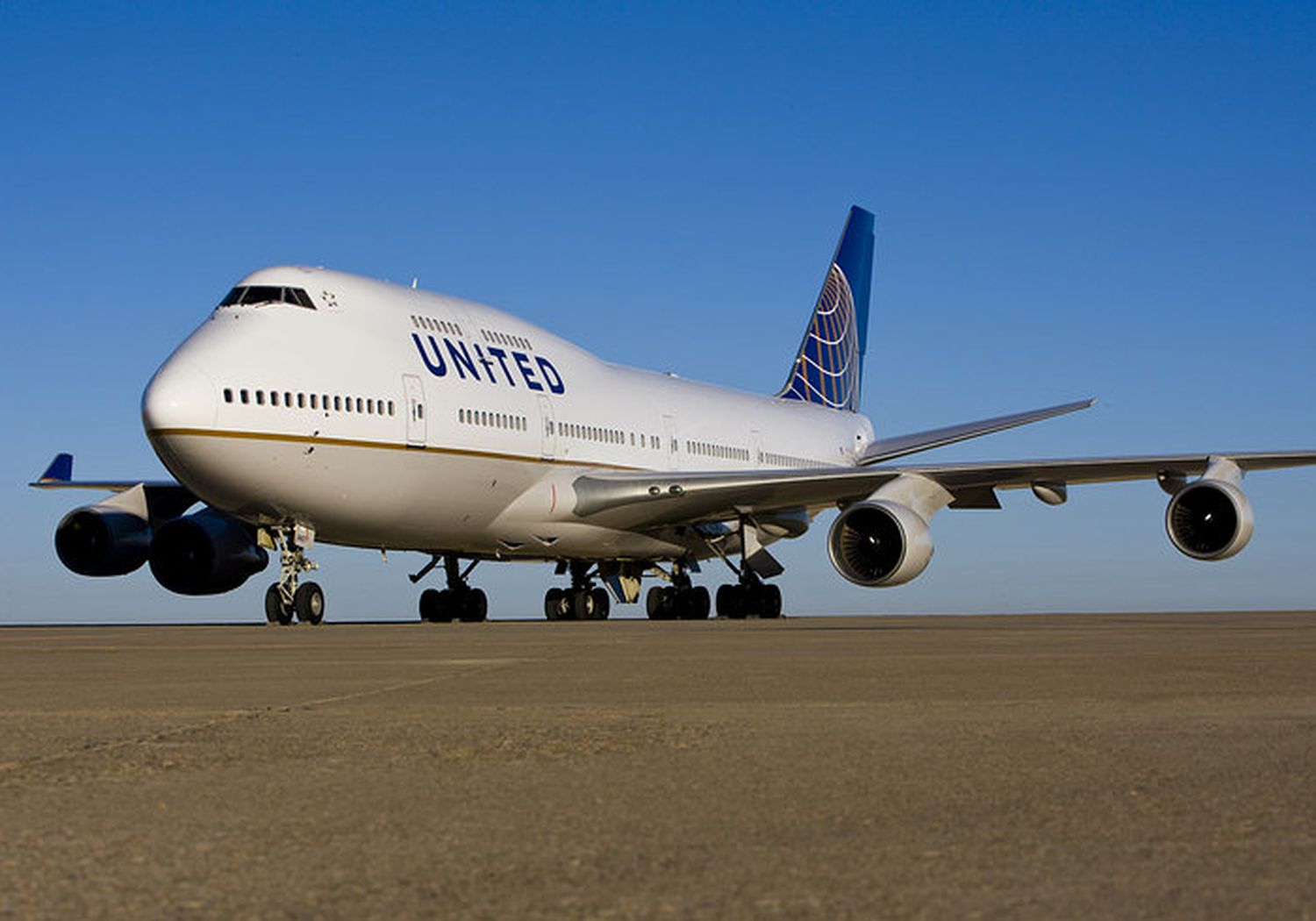 United Airlines lanza servicio de internet Wi-Fi satelital a bordo