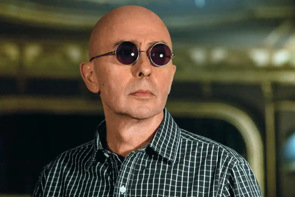 El Indio Solari explicó qué significa "Ñam fri frufi fali fru", el clásico de Los Redondos