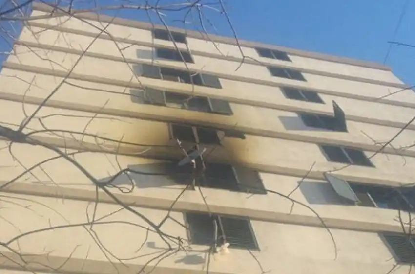 Dos víctimas fatales por un importante incendio en zona sur