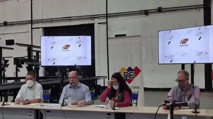 EN LA RECTA FINAL hacia las regionales: quedan cuatro días de campaña para el 21N