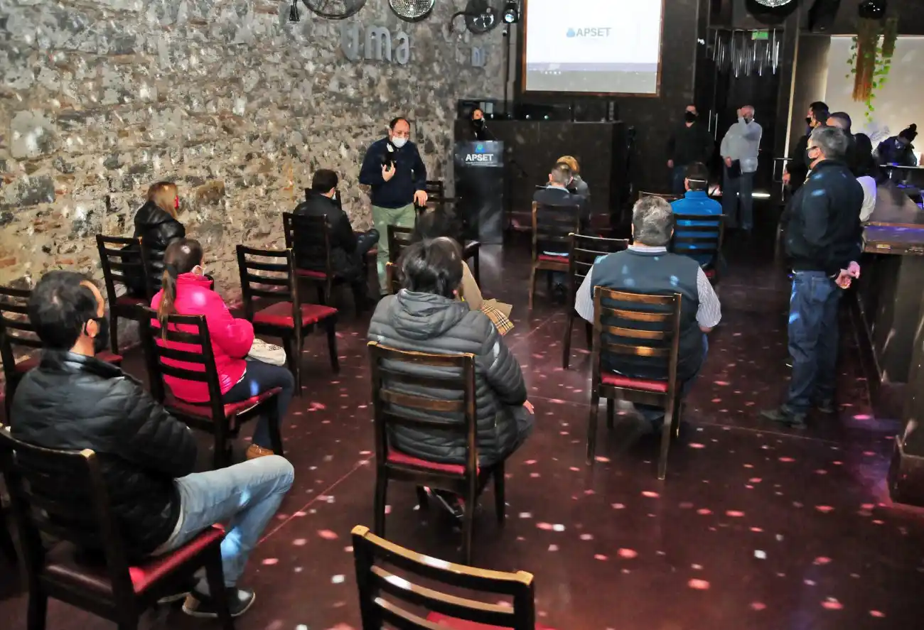 Presentaron oficialmente la APSET y podrán realizar reuniones de hasta 30 personas