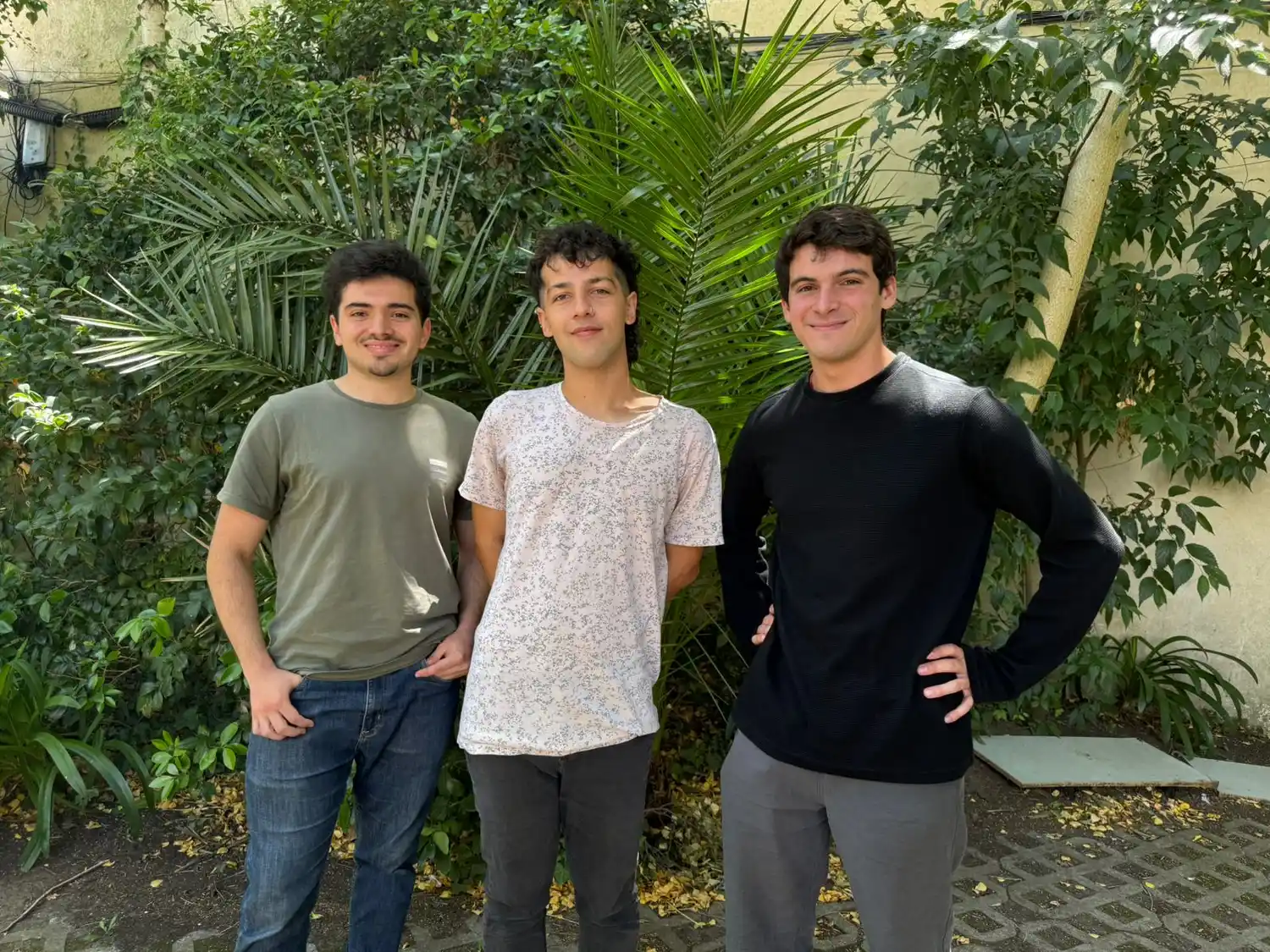 Joaquín Esponda, Mateo Fantaguzzi y Matías Wainberg, a cargo de la producción de "Parahunters".