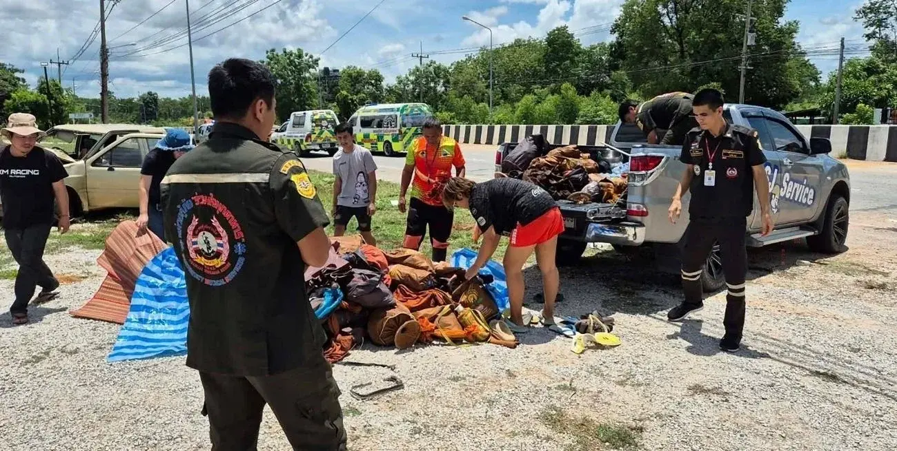 Tailandia: nueve monjes murieron atropellados por una camioneta conducida por un niño de 11 años