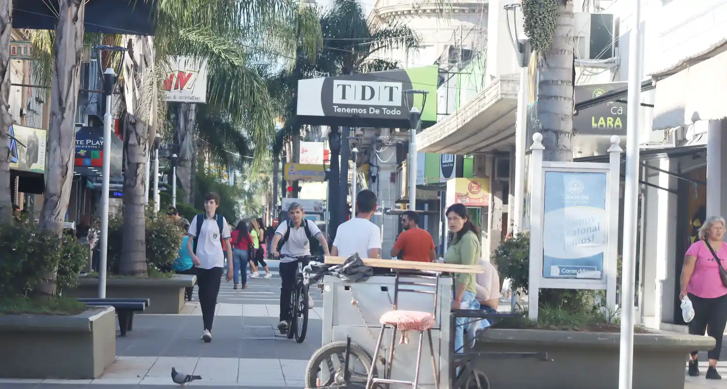 Se firmó la revisión de la paritaria mercantil