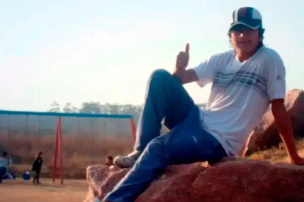 La Pampa: encontraron el cuerpo de un joven quemado en un pozo, con golpes en la cabeza y tapado con basura