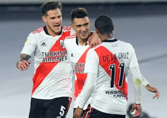 Contundente. River goleó a Unión